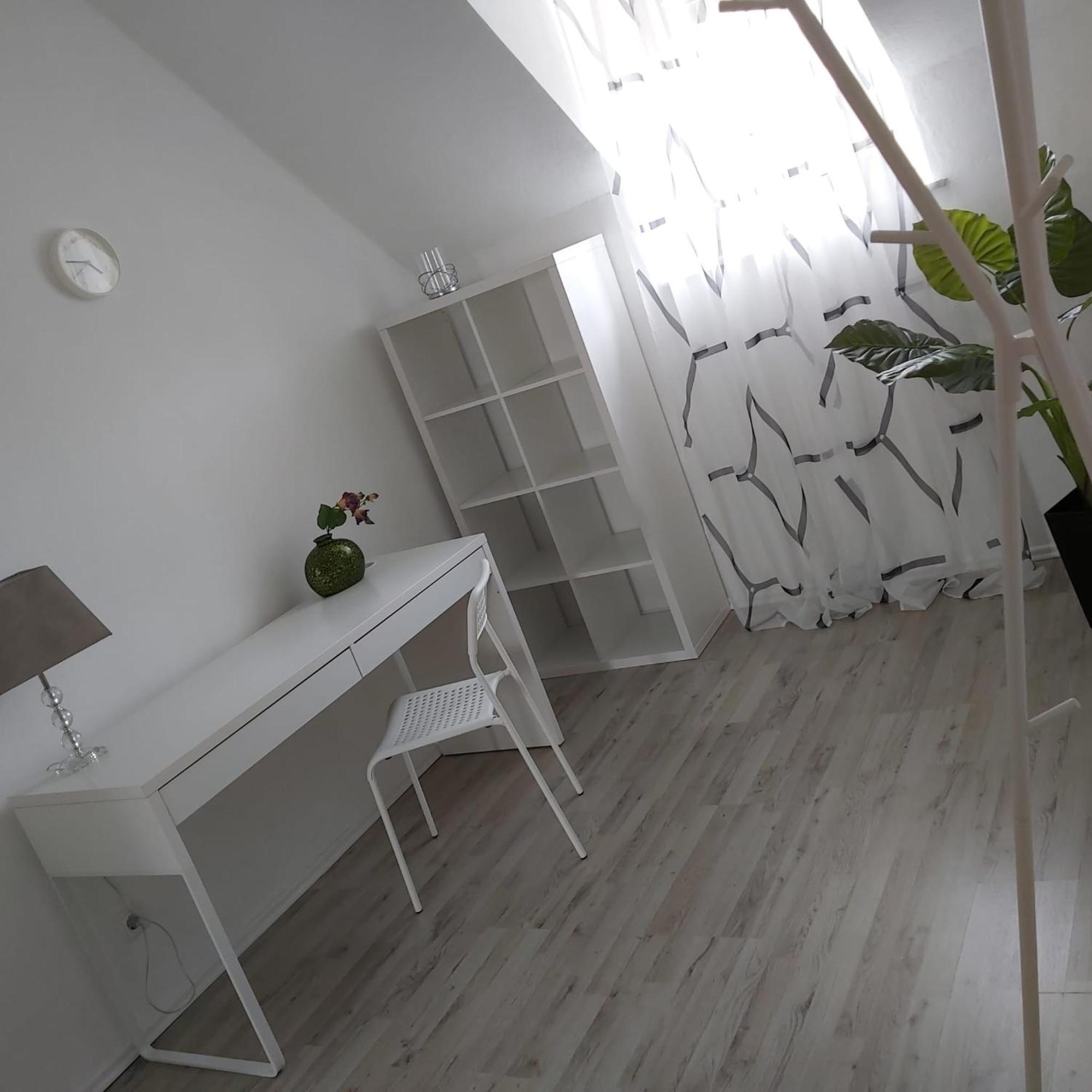 Megena Apartment Mayen Exterior photo